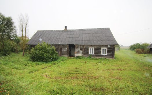 Rąstinis namas Radviliškio rajone, Vėriškių kaime